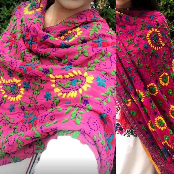 Pulkari embroidered Chader scarf Pakistani Indian. - Picture 2 of 3